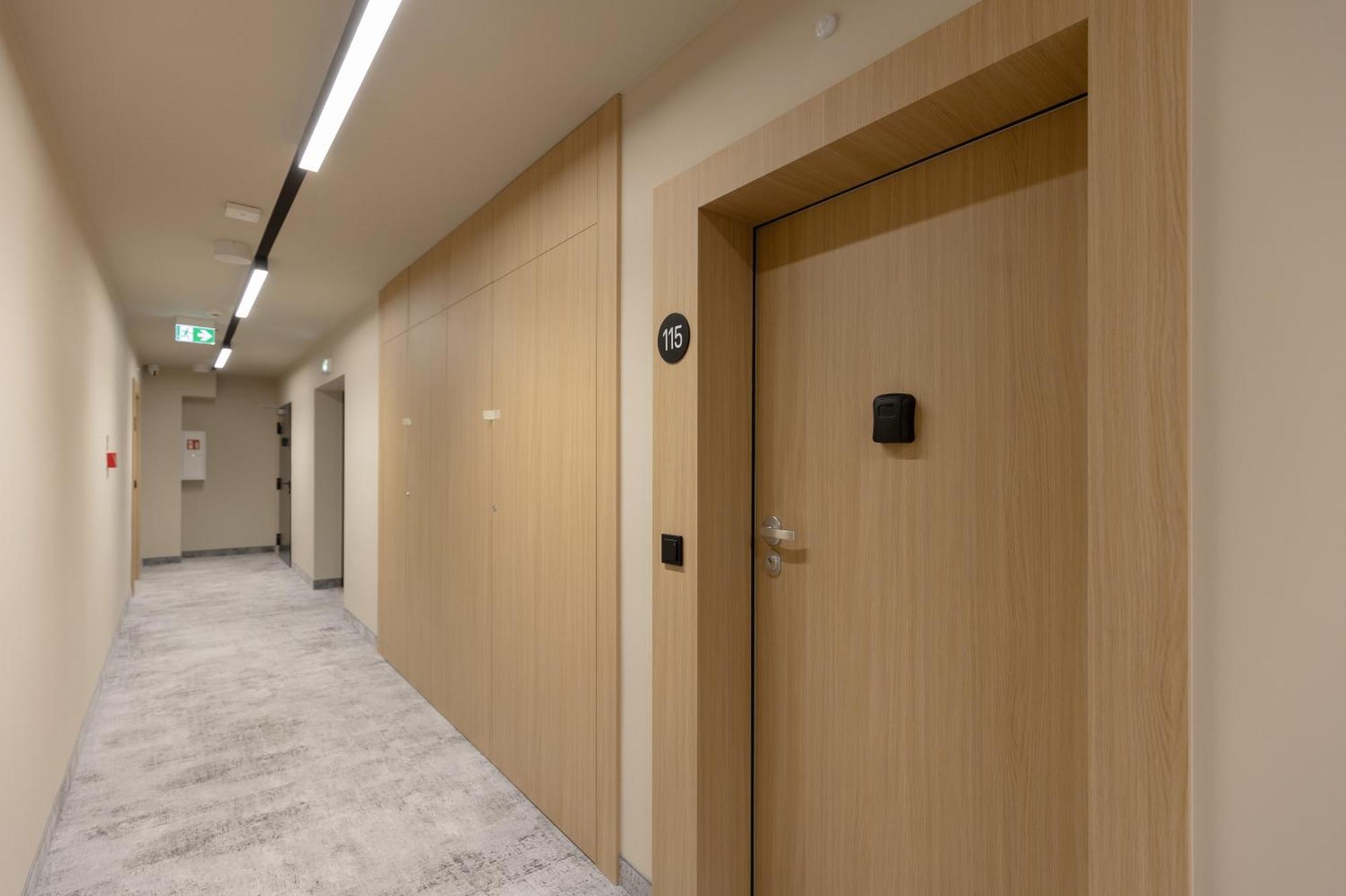 Aparthotel Mokotow Business Center By Noclegi Renters Warschau Exterior foto